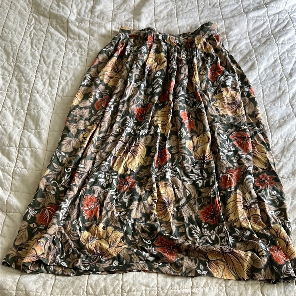 Vintage Floral Print Women's Skirt